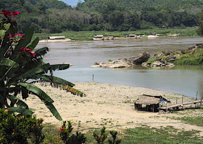 Le Nam Kham se jette dans le Mékong