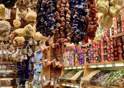 droguerie dans le bazar d'Istanbul