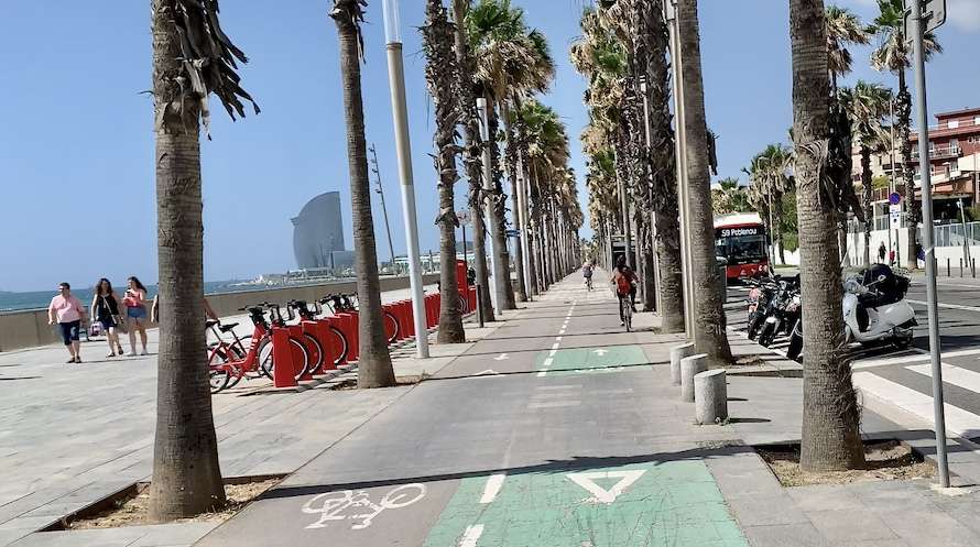 piste cyclable à barcelone